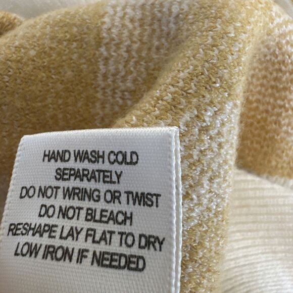 Skies Are Blue Brand Women’s Gold White Houndstooth Knit Pullover Sweater Sz L - Picture 9 of 9